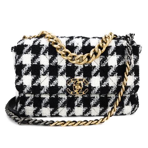 chanel black and white handbags